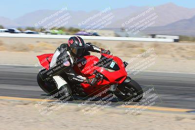 media/Jan-18-2024-Racers Edge (Thu) [[008952c709]]/A Group/Session 2 (Turn 15 Inside)/